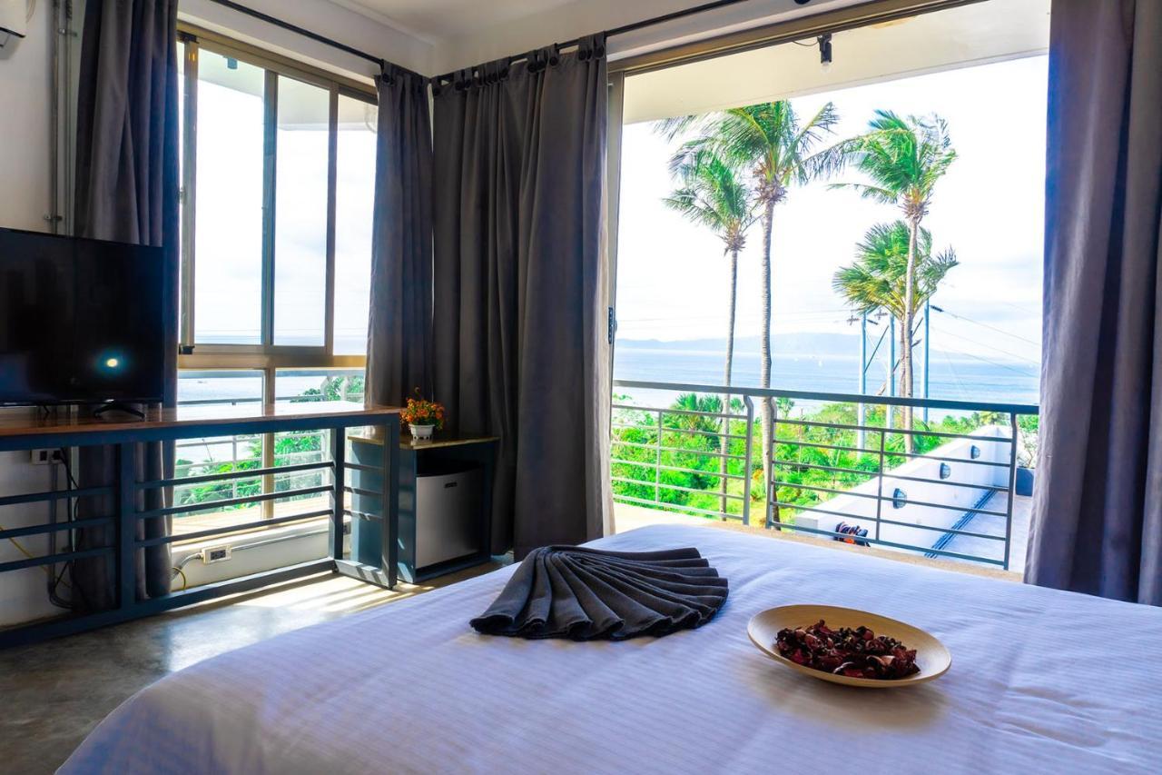Av Suites Puerto Galera Bagian luar foto