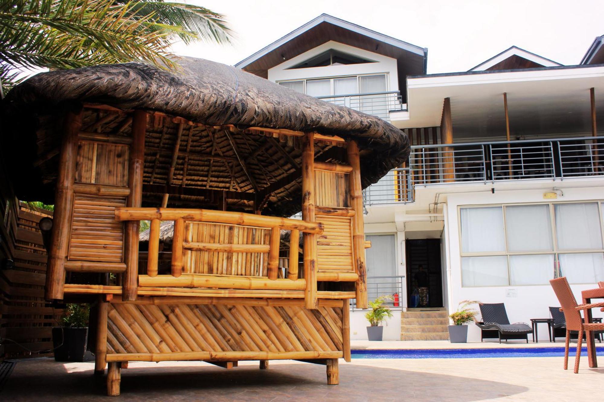Av Suites Puerto Galera Bagian luar foto