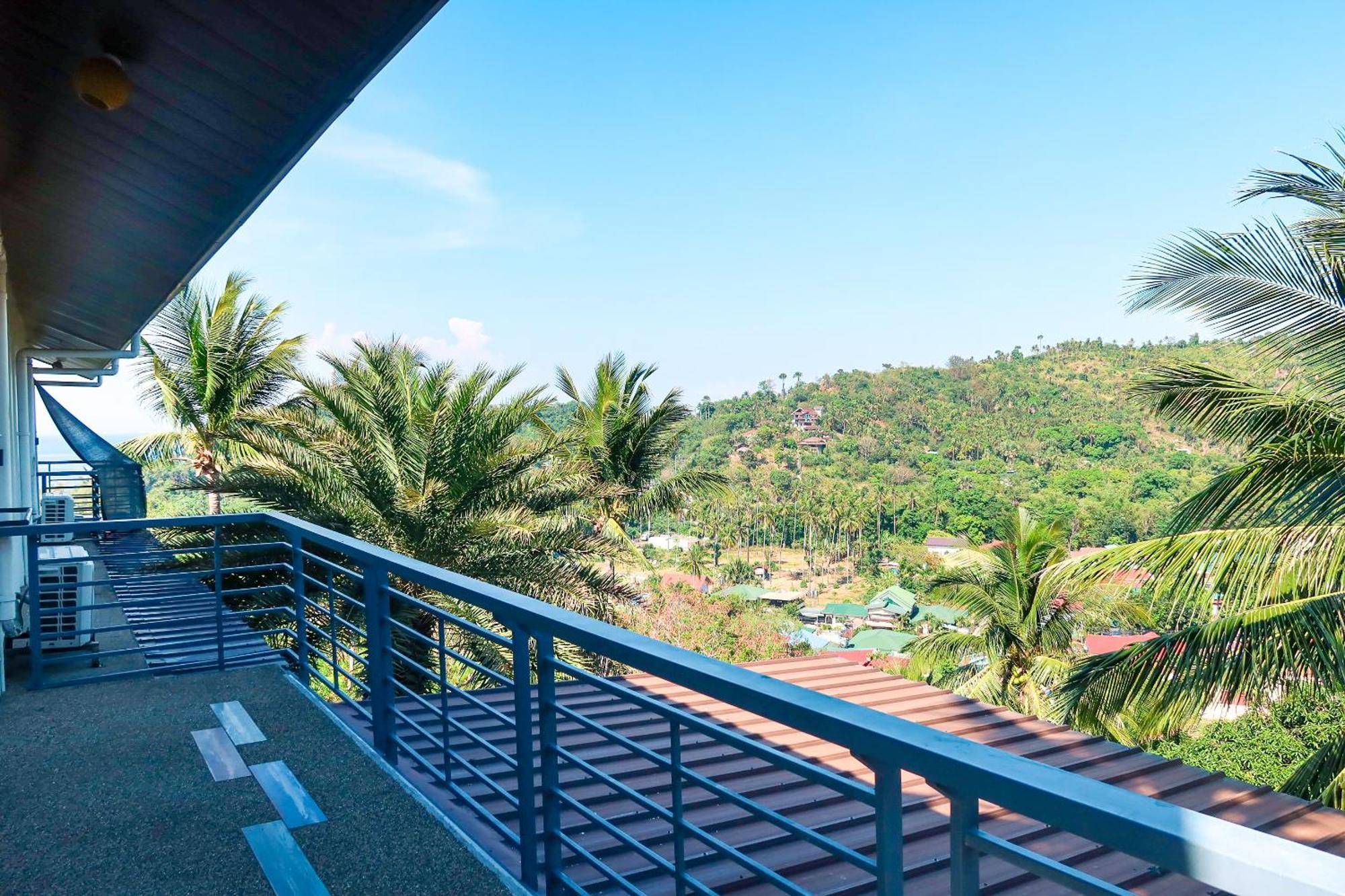 Av Suites Puerto Galera Bagian luar foto