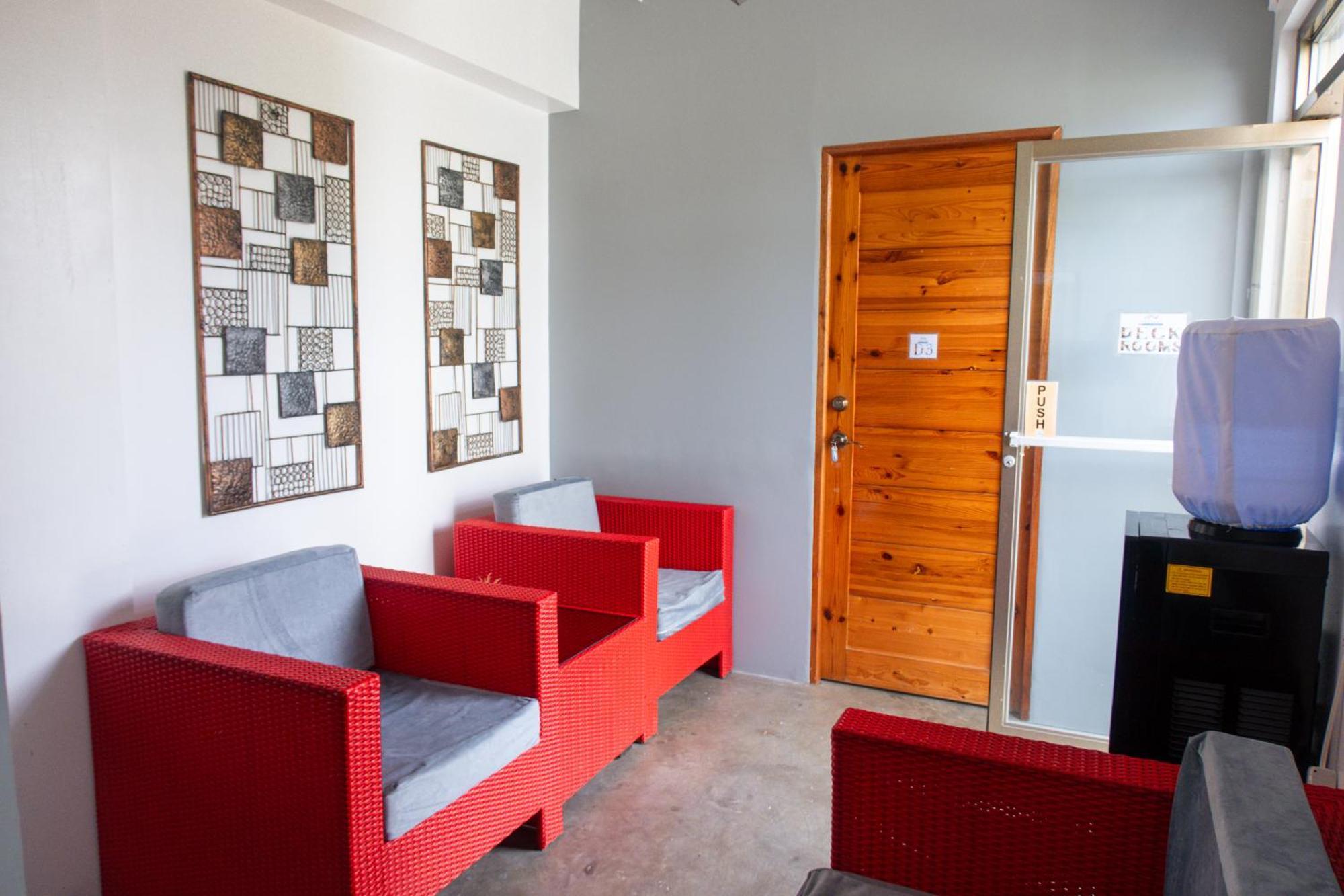Av Suites Puerto Galera Bagian luar foto